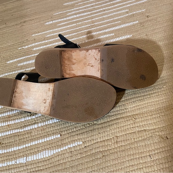 Swedish Hasbeen t-strap clogs - Picture 5 of 6